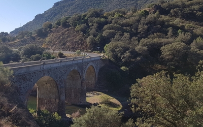 Puente Río Montoro