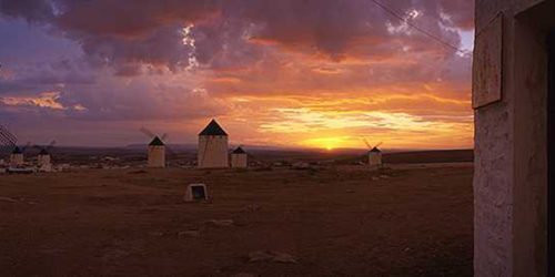1515845616_sierra-molinos-al-atardecer